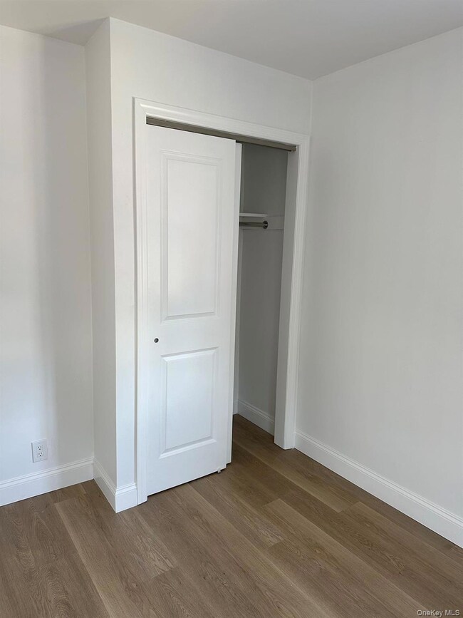 46-05 158th St, Flushing, NY 11358 - photo 6