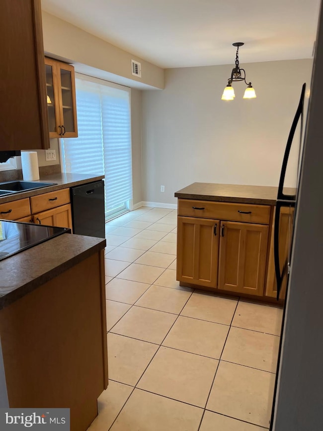 8 Reade St, Jamesburg, NJ 08831 - photo 3