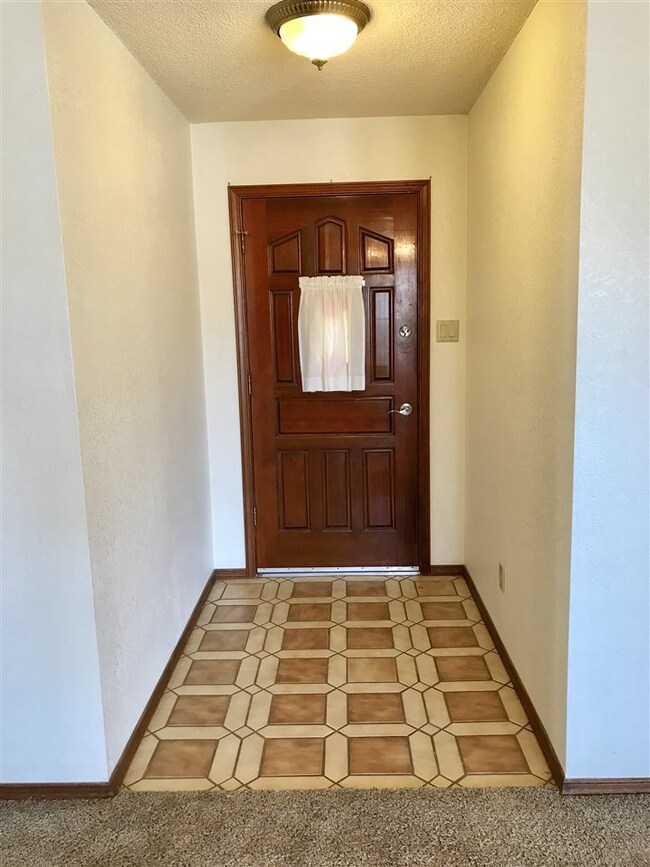 730 Candlewood Ct, Alamogordo, NM 88310 - photo 3