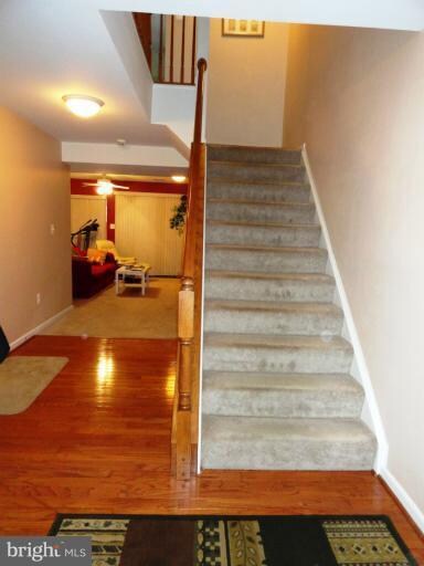 2717 Thornbrook Ct, Odenton, MD 21113 - photo 4