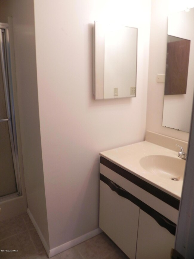 2 Mountain Dr unit 101, Mount Pocono, PA 18344 - photo 7