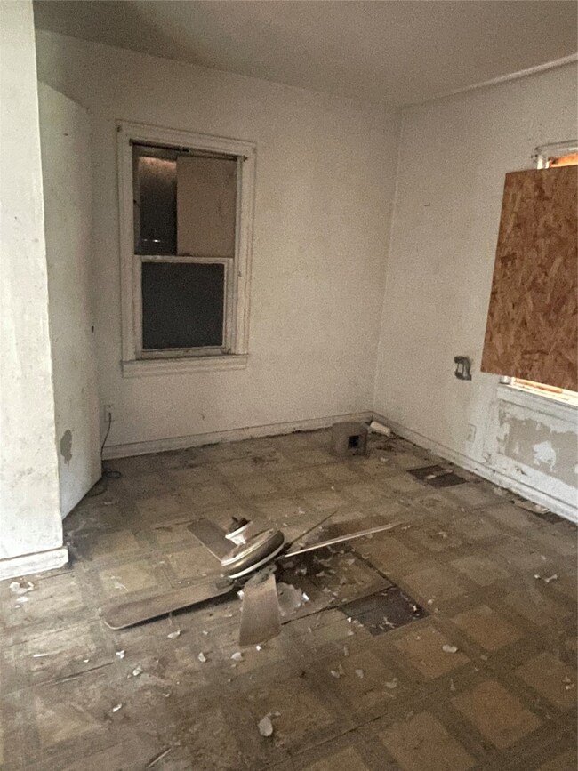 4009 Linder St, Houston, TX 77026 - photo 4