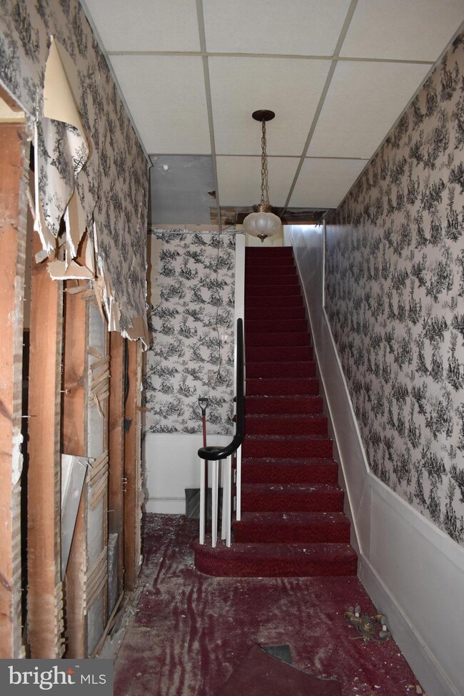 131 Second St S, Chambersburg, PA 17201 - photo 2