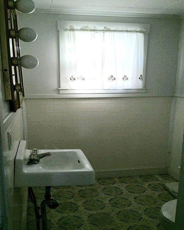 Downstairs Bathroom