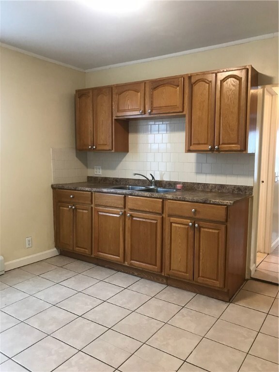 47 Noyes Ave, Providence, RI 02907 - photo 3