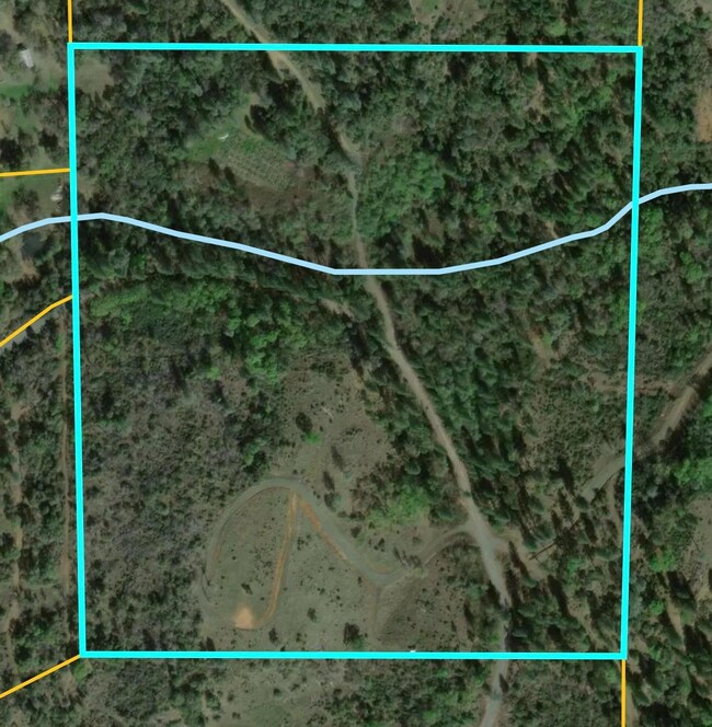 Lot lines approximated in blue.