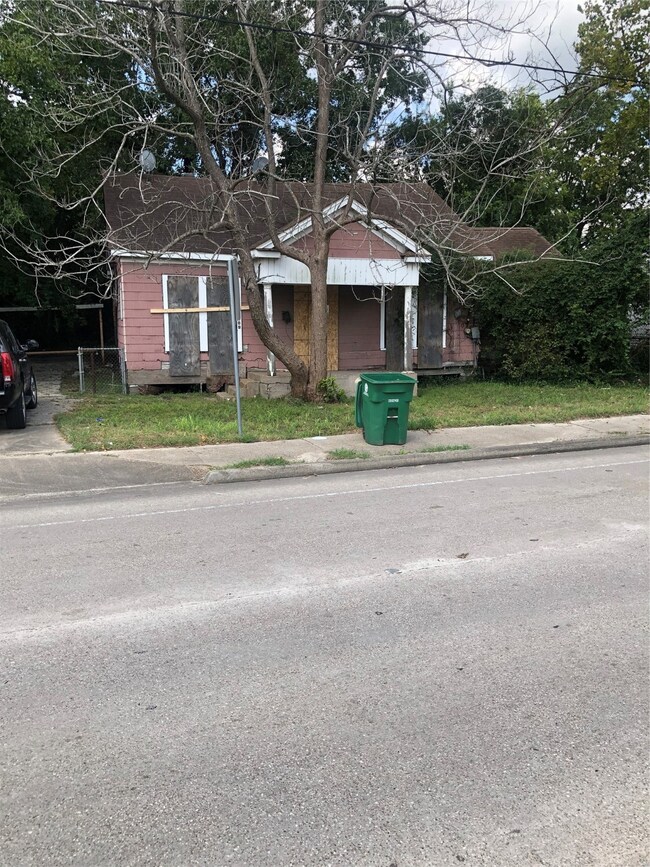 5109 Hirsch Rd, Houston, TX 77026 - photo 5