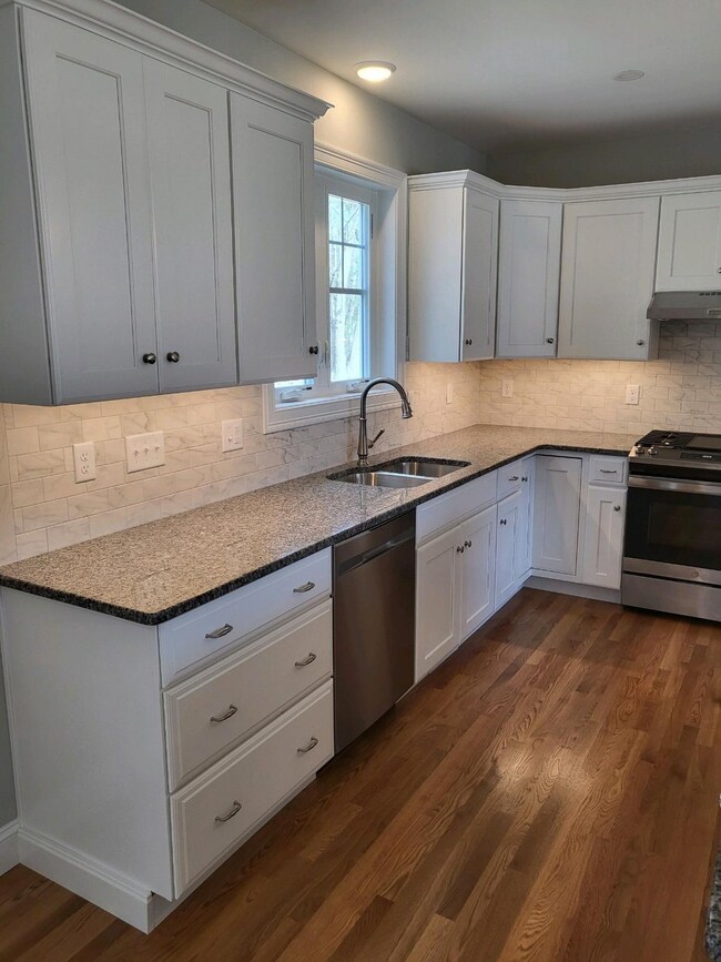 0 Banfield Rd unit 11 4853311, Portsmouth, NH 03801 - photo 7