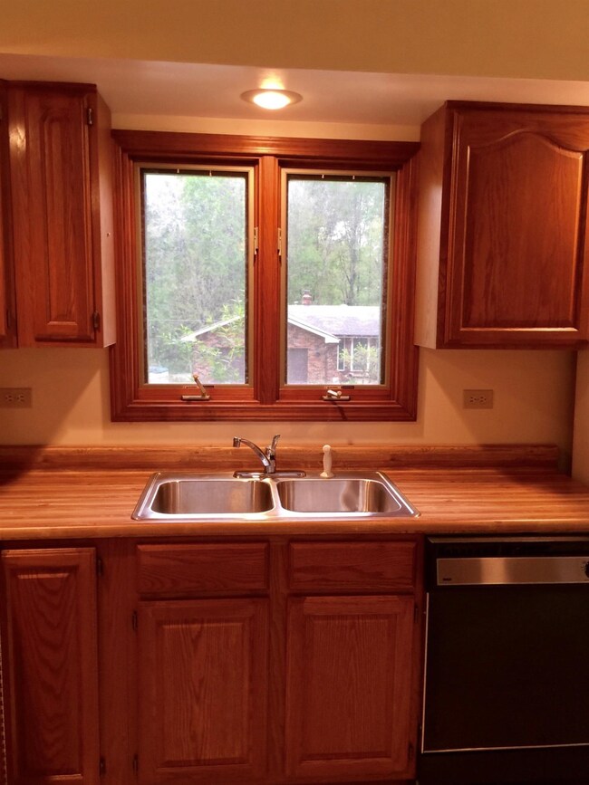 3574 N Evergreen Trail, La Porte, IN 46350 - photo 7