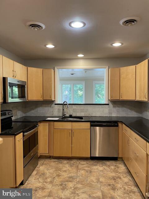 2158 Brookthorpe Cir, Broomall, PA 19008 - photo 5