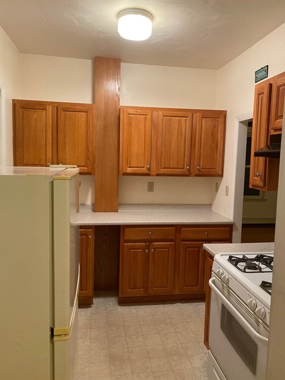 624 Orswell St unit 2, Fall River, MA 02721 - photo 6