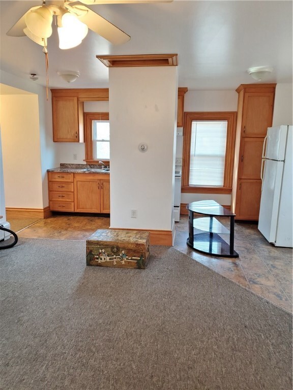 27 Maxson St unit 4, Ashaway, RI 02804 - photo 2