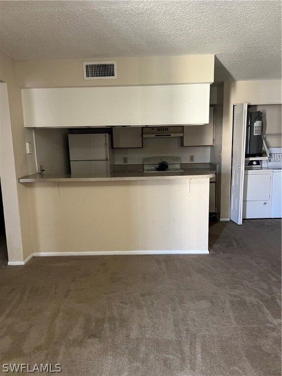 Living/Kitchen