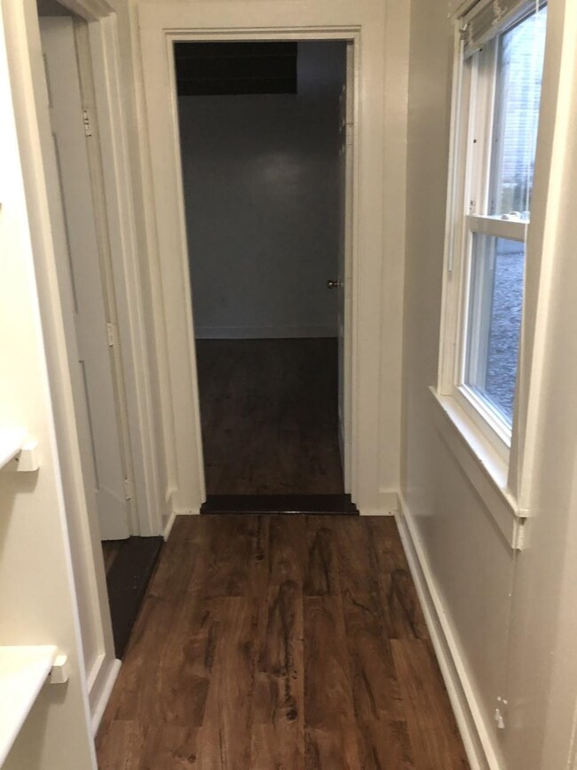 14 Exeter St, Newmarket, NH 03857 - photo 7