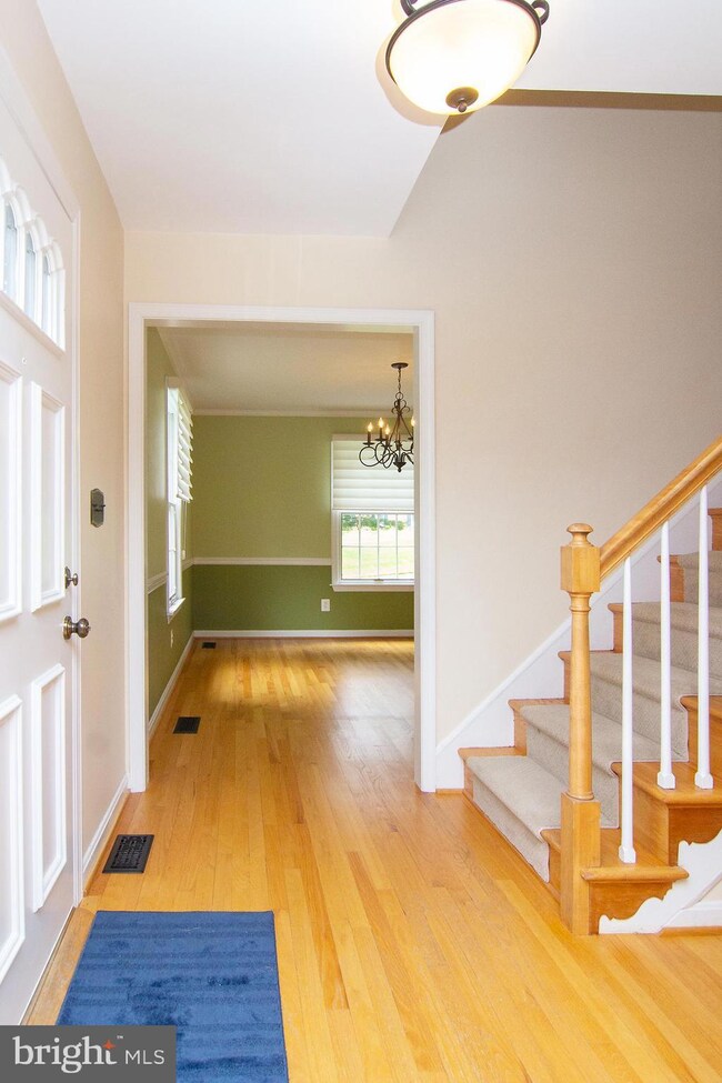 4200 Ravenhurst Cir, Glen Arm, MD 21057 - photo 4