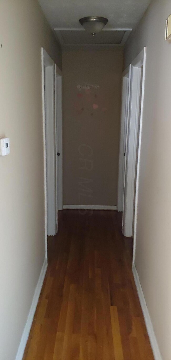 5395 Vinewood Ct, Columbus, OH 43229 - photo 7