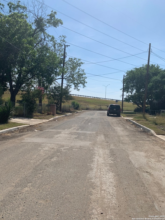 431 Ward Ave, San Antonio, TX 78223 - photo 3