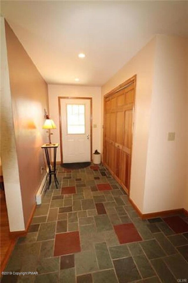 4750 Kovalchik Dr, Coplay, PA 18037 - photo 4