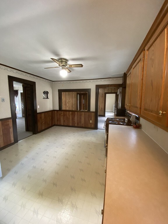 495 Rantoul St unit 2, Beverly, MA 01915 - photo 6