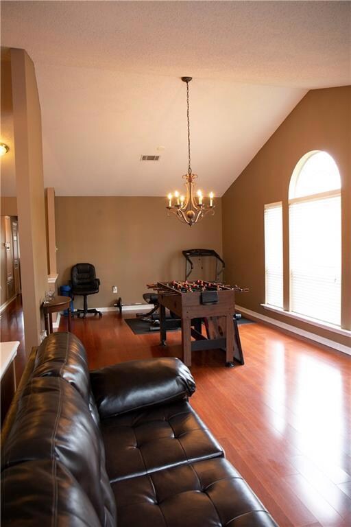 GRAND ENTRANCE TO THE LIVING/DINING ROOM