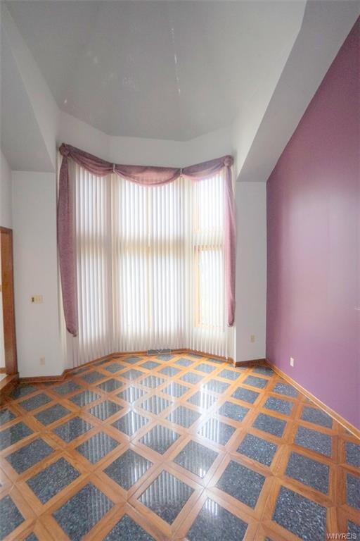 340 Daniel Dr, North Tonawanda, NY 14120 - photo 6