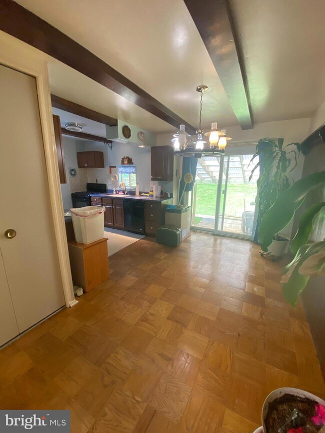 504 Garnett Rd, Joppa, MD 21085 - photo 7