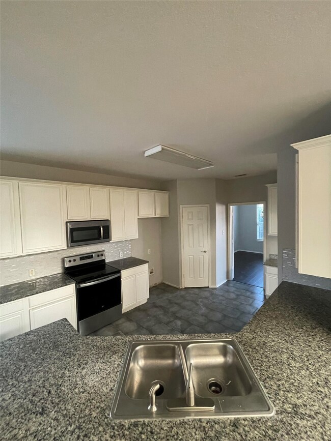 209 Arborview Dr, Wylie, TX 75098 - photo 2