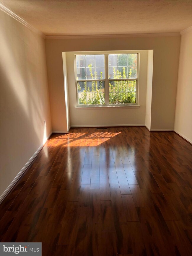 9321 Steeple Ct, Laurel, MD 20723 - photo 5