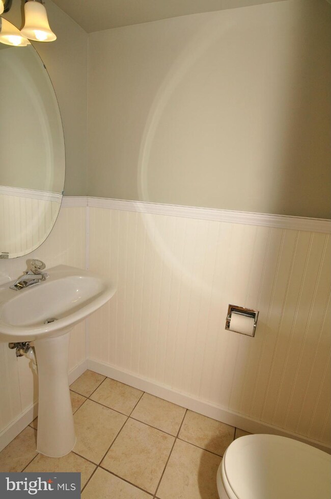 12304 Jarrow Ln, Bristow, VA 20136 - photo 7