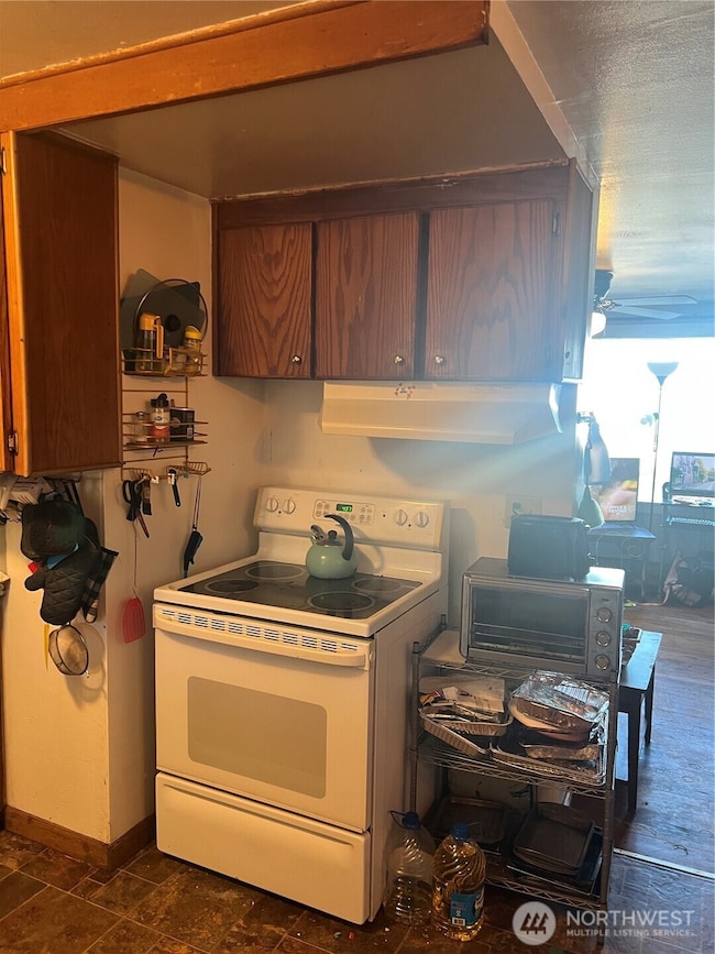 321 W Loop Dr, Moses Lake, WA 98837 - photo 7