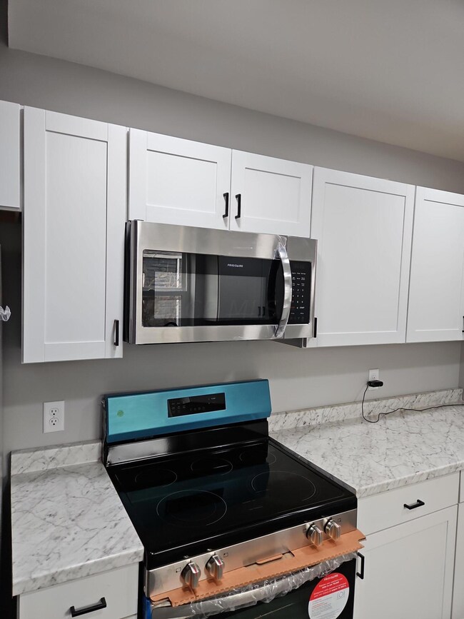 930 S James Rd, Columbus, OH 43227 - photo 6