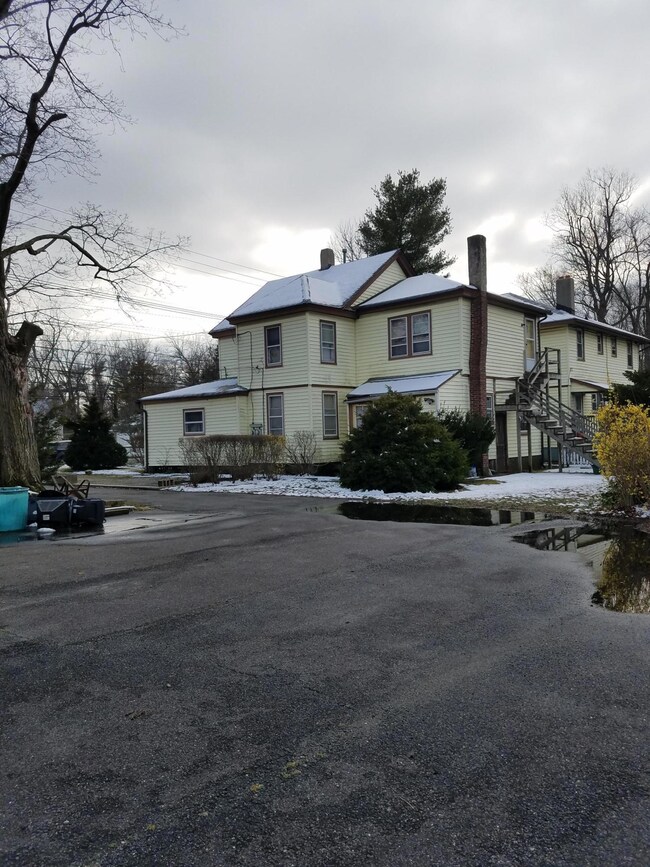 106 Newman Springs Rd unit 108, Red Bank, NJ 07701 - photo 4