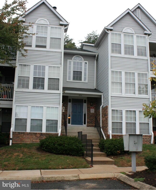 904 Cedar Crest Ct, Edgewood, MD 21040 - photo 2