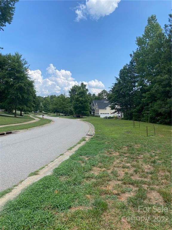 195 Ashmore Cir unit 80, Troutman, NC 28166 - photo 2