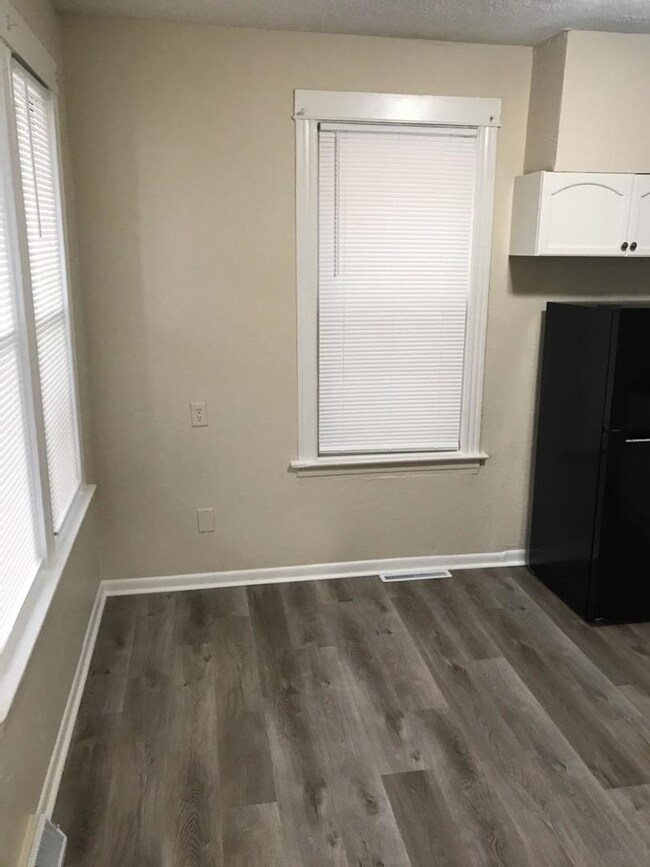 4918 W 29th Place, Cicero, IL 60804 - photo 4