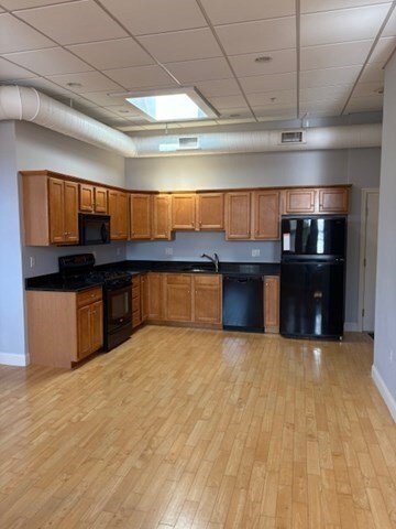 24 Washington St unit 402, Haverhill, MA 01832 - photo 3