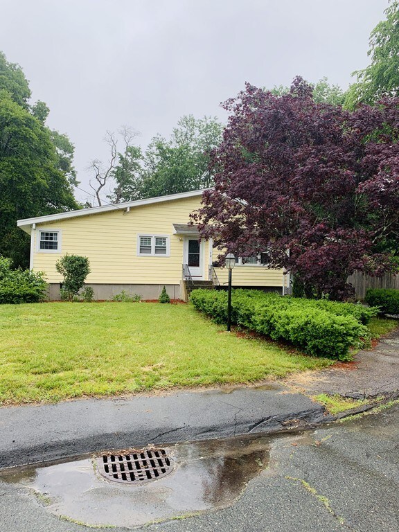 12 Scally Cir, Randolph, MA 02368 - photo 3