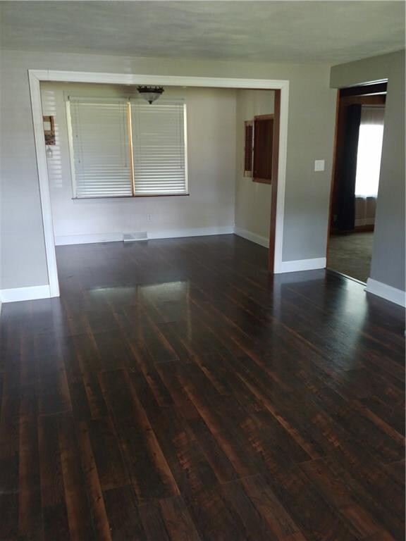 3306 Jay Dr, Anderson, IN 46012 - photo 2