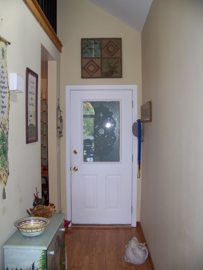 3 Pondview Dr unit H, Pittsfield, MA 01201 - photo 2