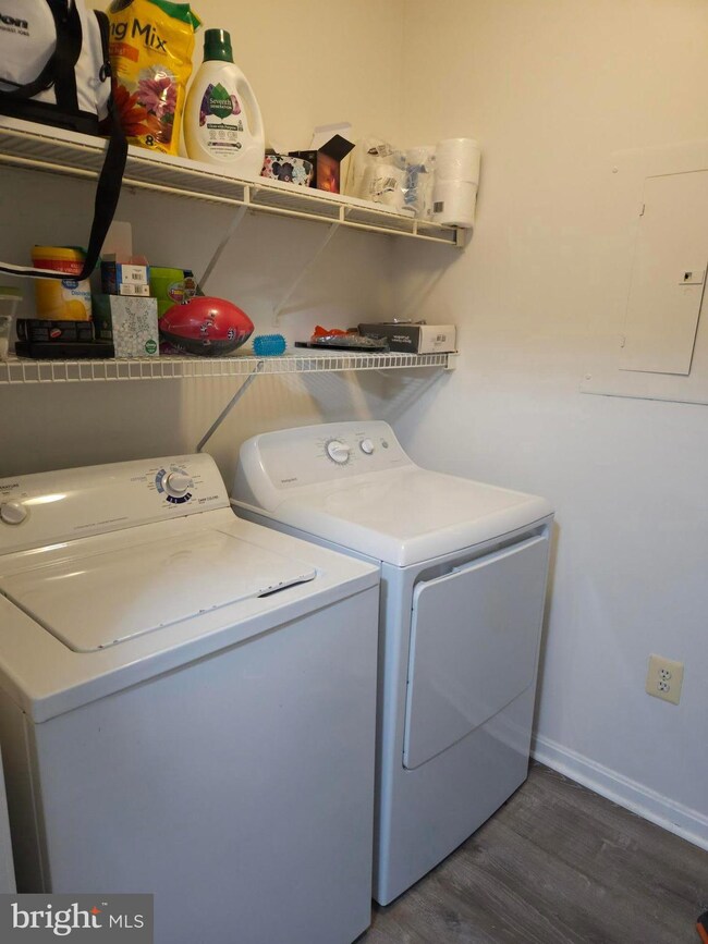 8141 Bayonet Way unit 102, Manassas, VA 20109 - photo 4