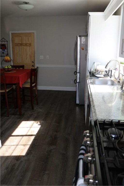 54 Linden St, Pawtucket, RI 02861 - photo 6