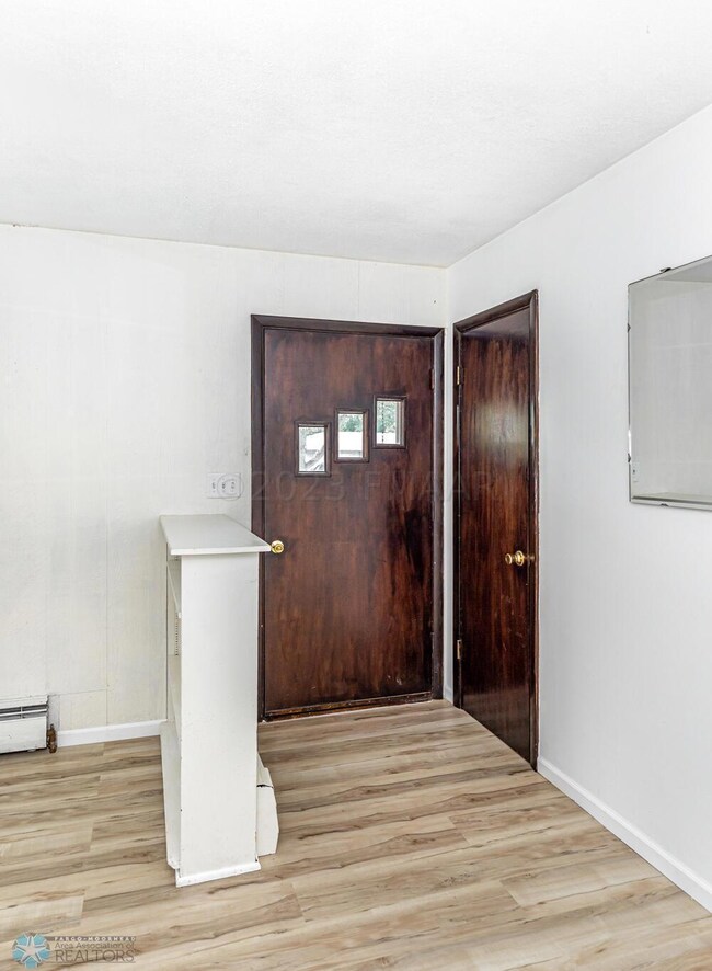301 25th Ave N, Fargo, ND 58102 - photo 5