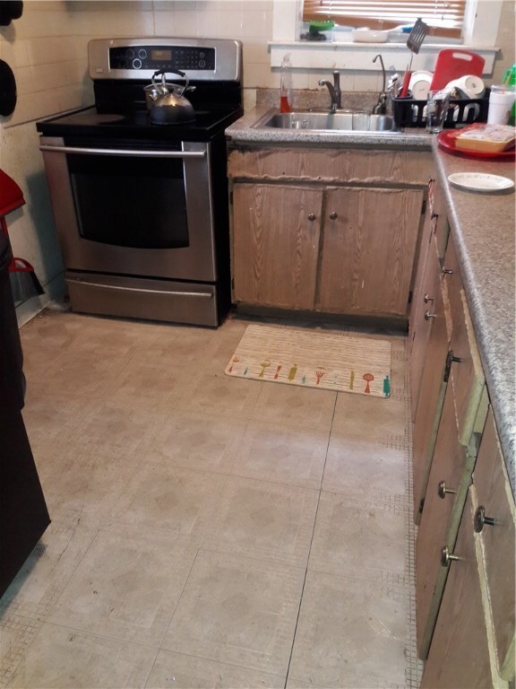 40 Pumgansett St, Providence, RI 02908 - photo 4