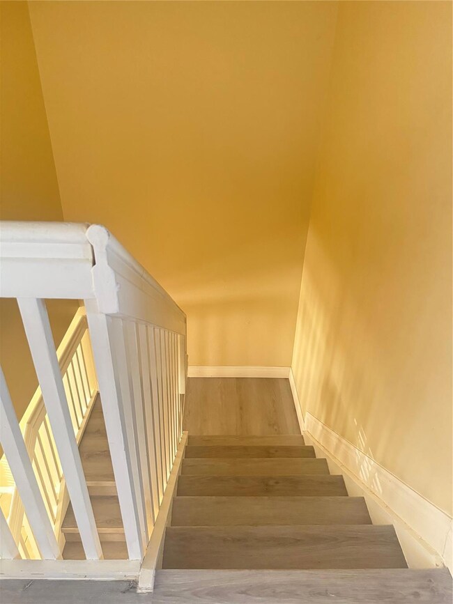 10561 SW 6th St unit 1304, Pembroke Pines, FL 33025 - photo 6