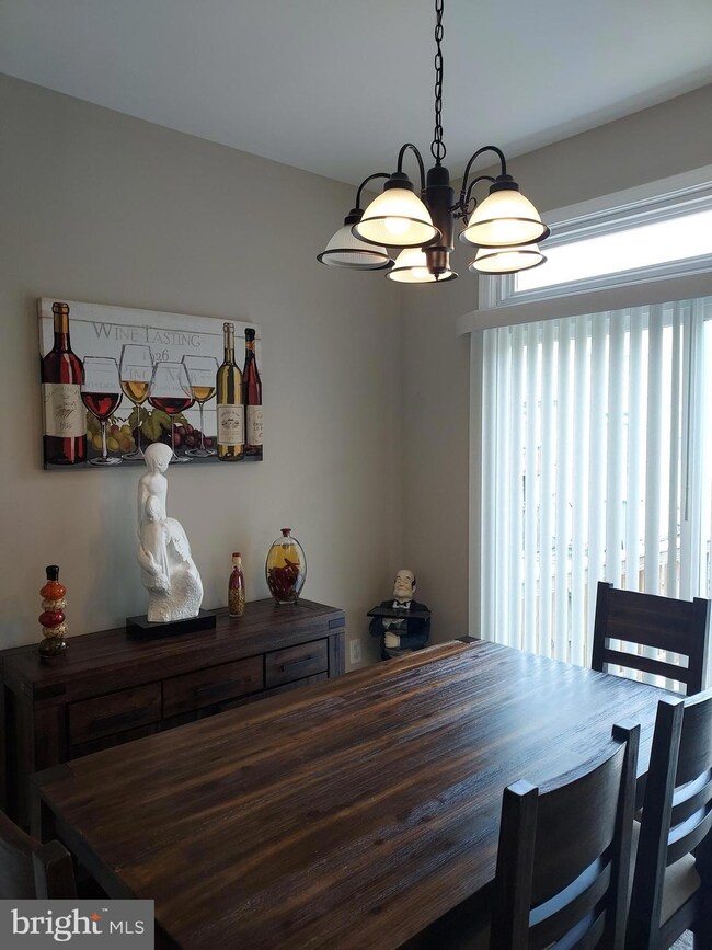 1701 Pinecone Ct, Bowie, MD 20721 - photo 5