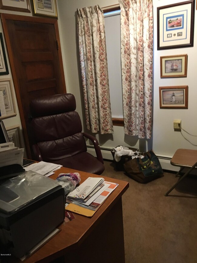 39 Gale Ave, Pittsfield, MA 01201 - photo 6