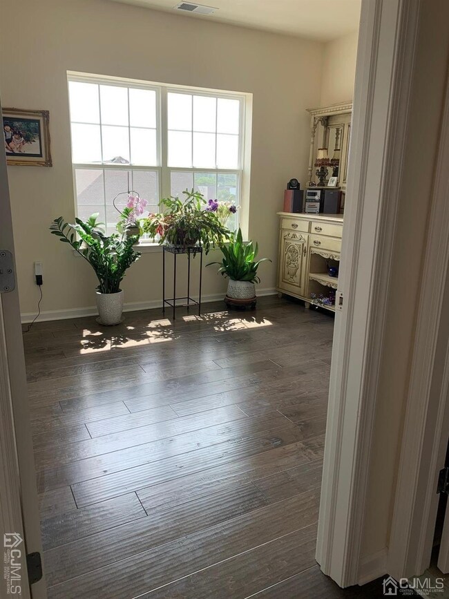 843 Strassle Way, South Plainfield, NJ 07080 - photo 4