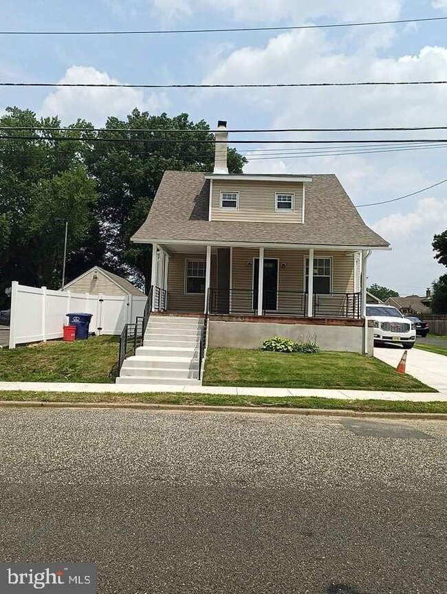 19 S Holly Ave, Maple Shade, NJ 08052 - photo 2