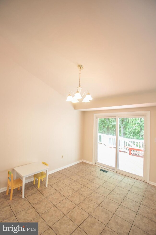 6302 Ridge Top Ct, Spotsylvania, VA 22553 - photo 6