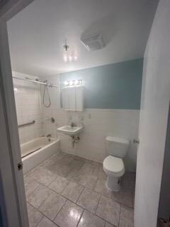 816 Bergenline Ave unit B2, Union City, NJ 07087 - photo 4